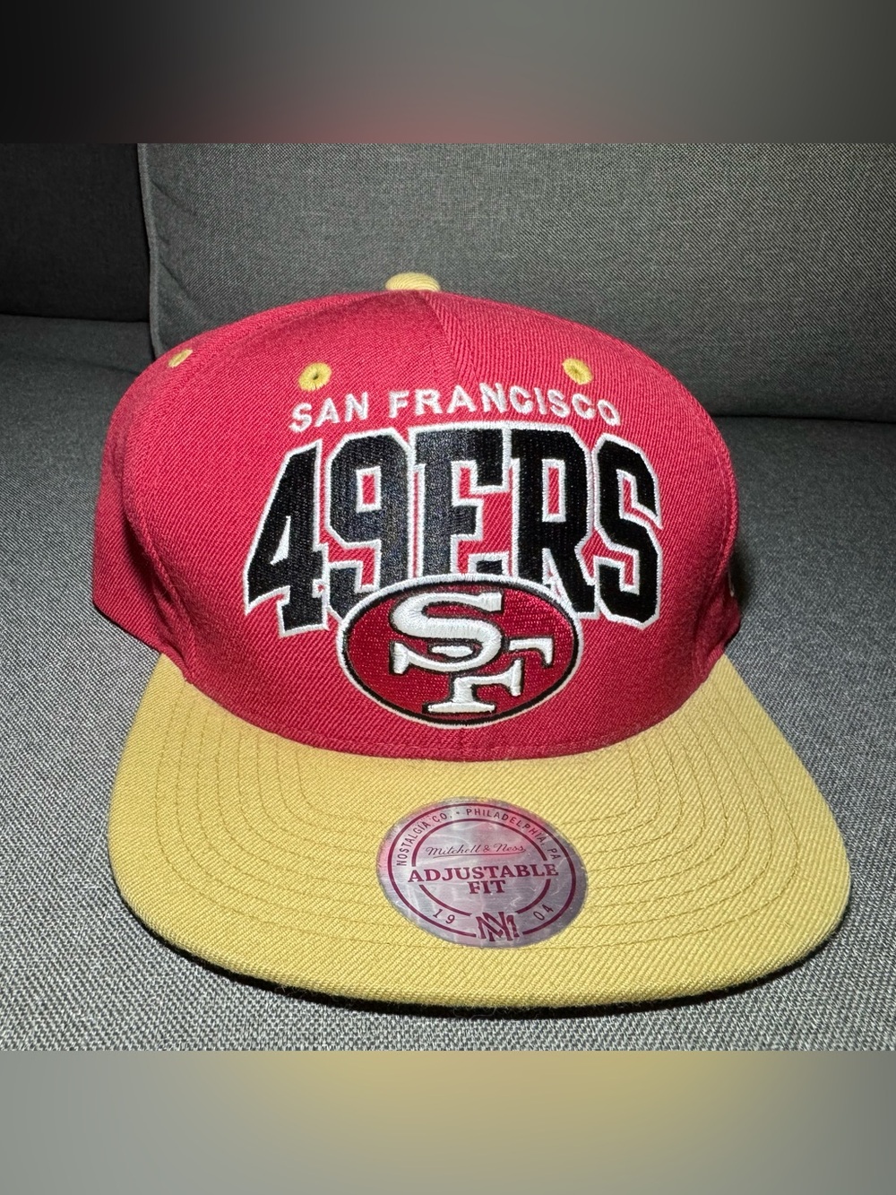 San Francisco 49ers Red and Yellow Snapback Cap Mitchell & Ness